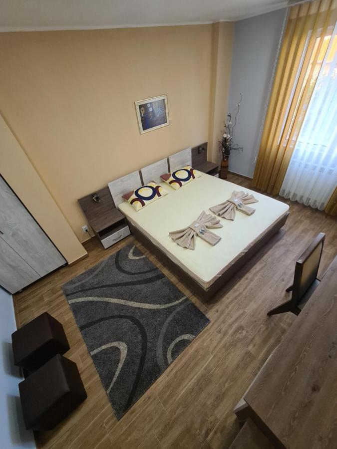 Семеен хотел Аристо Дряново Екстериор снимка