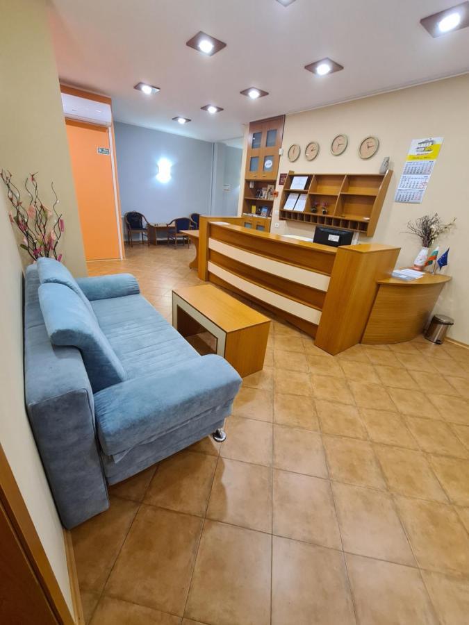 Семеен хотел Аристо Дряново Екстериор снимка